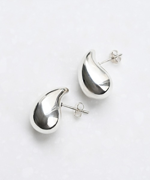 SOWi SOWI オーバル型ツイストピアス SOWi SOWI オーバル型ツイストピアス