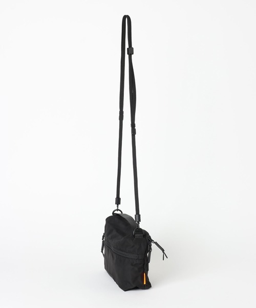 NUMERALS（ヌメラルズ） ショルダーバッグ 「NUMERALS」TWO POCKETS