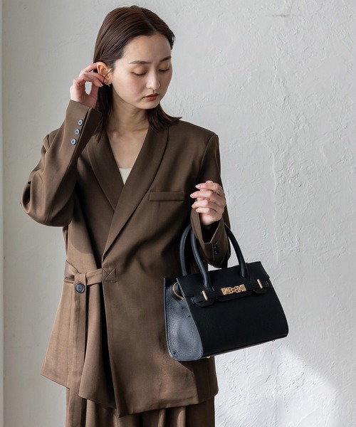 VitaFelice（ヴィータフェリーチェ） ハンドバッグ 本革ベルトデザイン