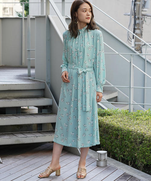 高級感 ワンピース バックサテンローズプリント ギャザーワンピース アウトレット送料無料 Nooitmeergrasmaaien Be