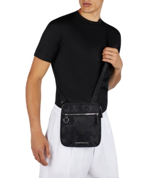 国産大得価 バッグ ショルダーバッグ EMPORIO ARMANI カモフラ柄 メッセンジャーバッグ ZOZOTOWN PayPayモール店 - 通販 - PayPayモール 大人気爆買い