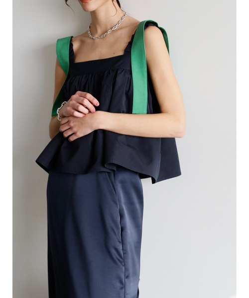 美品　Katrin TOKYO bicolor ruffle tops ブラック bicolor ruffle tops | Katrin TOKYO