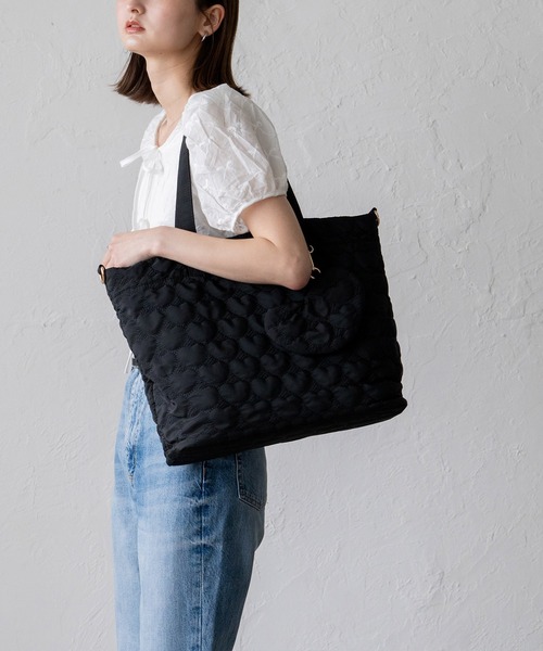 新品未使用✨ブラックBARNEYSNEWYORKキルティングトート VitaFelice（ヴィータフェリーチェ） トートバッグ 2wayハート型