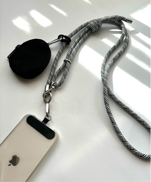 【iDEALOFSWEDEN】ミニポーチ＆スマホストラップ(関税送料込) iDEALOFSWEDEN】ミニポーチ＆スマホストラップ(関税送料込