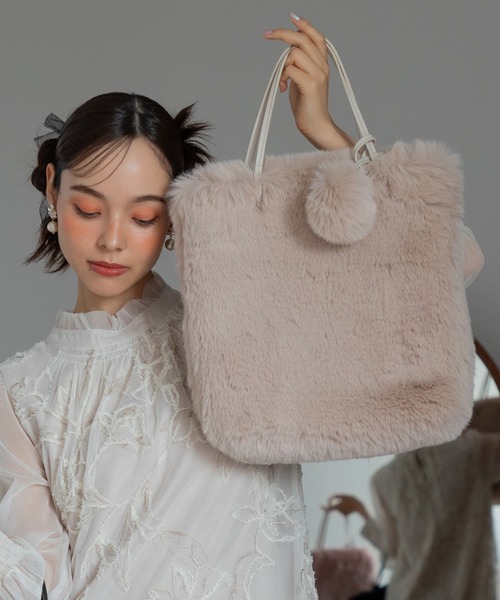 【新品未使用】TSURU BY MARIKO OIKAWAツルバイ刺繍バッグ TSURU by Mariko Oikawa（ツルバイマリコオイカワ） トートバッグ