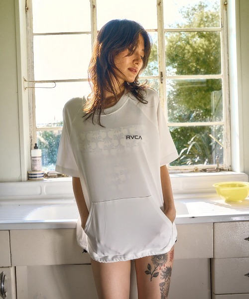 【1日＆3日-5日はボーナスストア+10％】【公式】ルーカ レディース MINI ルーカ UTILITY SS TEE サーフTシャツ 2025年春夏モデル 全4色 S/M/L rvca RVCA ラッシュガード レディース MINI UTILITY SS TEE サーフT