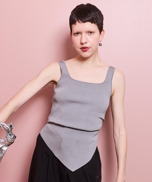 新品・未使用【OMMO】タンクトップ ASYMME TUCK KT TOP 白 OMMO ONLINE STORE / ASYMME TUCK KT TOP