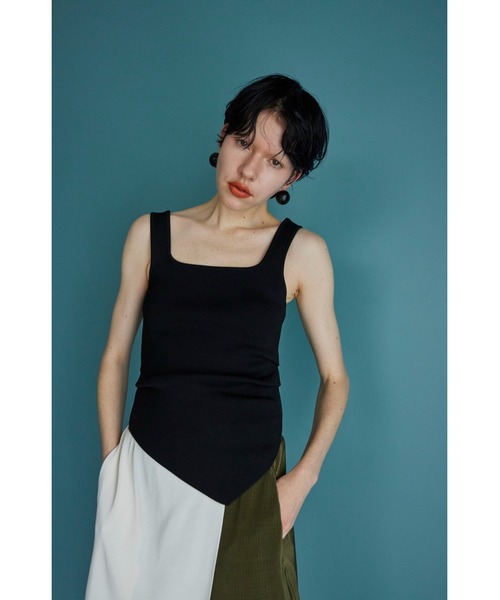 新品・未使用【OMMO】タンクトップ ASYMME TUCK KT TOP 白 OMMO ONLINE STORE / ASYMME TUCK KT TOP