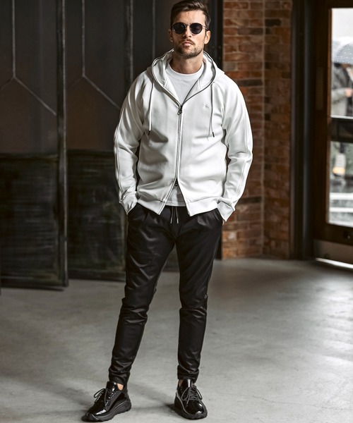 1PIU1UGUALE3 RELAX パーカー 1PIU1UGUALE3 RELAX(ウノピゥウノウ