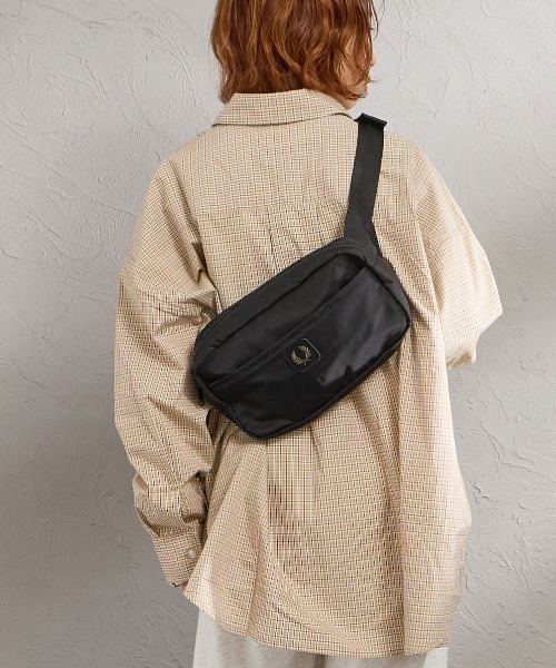 FRED PERRY（フレッドペリー） ウエストポーチ ウエストバッグ 「WEB