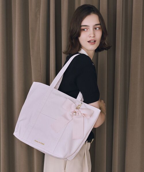 メゾンドフルール　トートバッグ Maison de FLEUR（メゾンドフルール） トートバッグ リボンチャーム