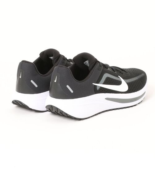 NIKE（ナイキ） スニーカー QUEST 7「超軽量」メンズスニーカー