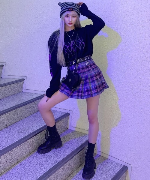 KOM（ドットコム） スカート A'GEM/9 × .kom「.kom/ドットケーオーエム