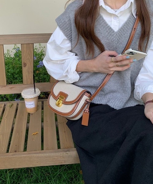 ap retro ショルダーバッグ バッグ フェイクレザーポシェット