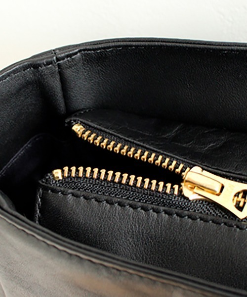 ショルダーバッグ バッグ Sac travail レディース