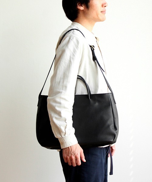 ショルダーバッグ バッグ Sac travail レディース