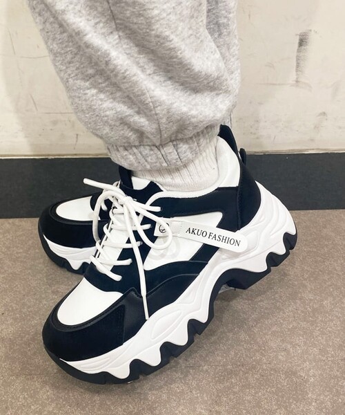 cs T&P スニーカー 厚底凸凹ソールスニーカー レディース