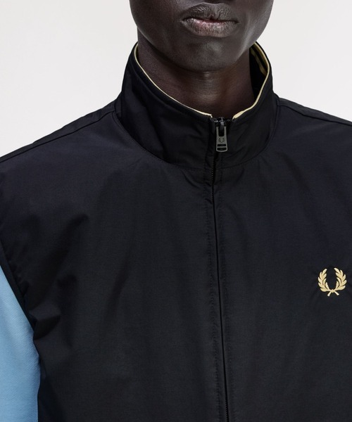 ぞうさん様　FRED PERRY ダウンベスト ぞうさん様 FRED PERRY ダウンベスト - メルカリ