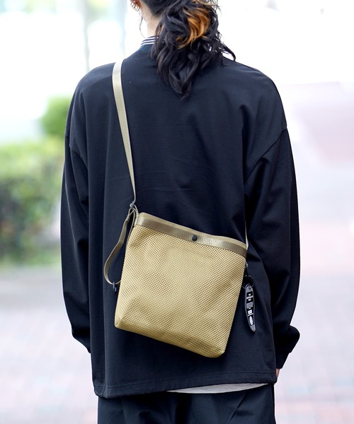 メッシュライトショルダーバッグ Mesh Light Shoulder Bag・Sacoche / メッシュ ライト
