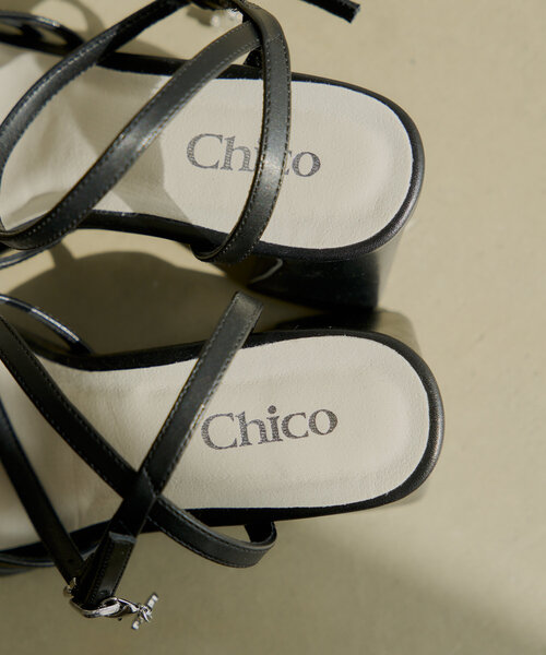 は*る様 即日発送　新品　Chico チャーム付きコードヒールサンダル チャーム付きコードヒールサンダル（サンダル）｜Chico（チコ