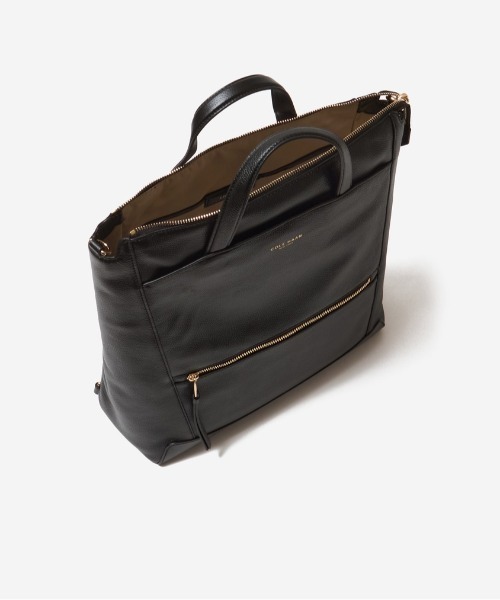COLE HAAN（コールハーン） デイバック リュック ザ エッセンシャル