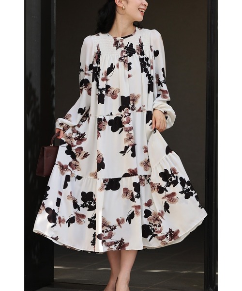 ロベルトカバリ♡白黒花柄シフォントップス ロベルトカバリ♡白黒花柄シフォントップス 【公式通販】
