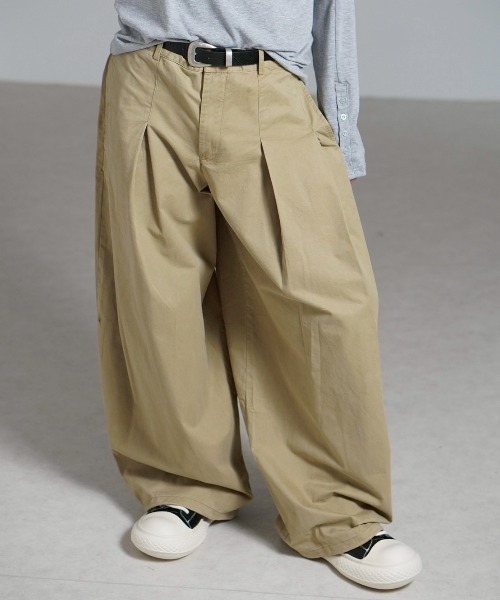 Chikashitsu+（チカシツプラス） チノパン 「Chikashitsu +」pleats