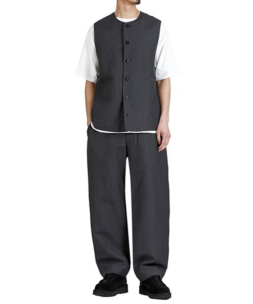 ベスト ジレ GOLD / ゴールド：LINEN / WOOL TROPICAL CREW NECK VEST：26A-GL15864「MUS」の画像