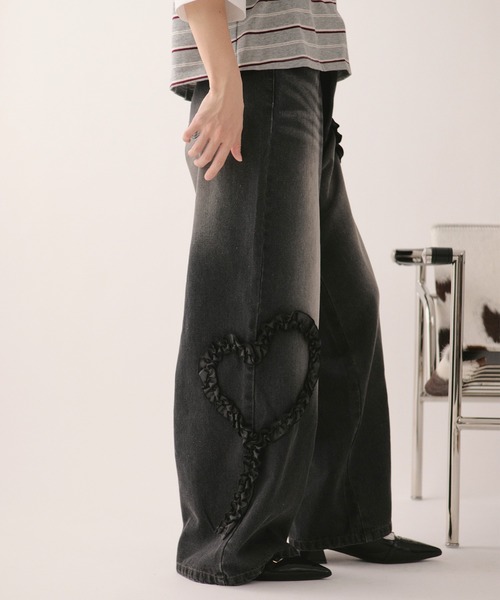 ワイドパンツ ジーンズ デニム デニムパンツ heart frill design denim / ハートフリルデザインデニム レディースの画像