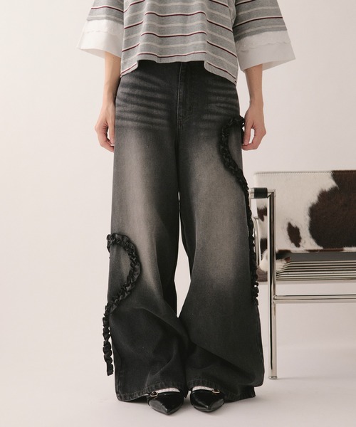 ワイドパンツ ジーンズ デニム デニムパンツ heart frill design denim / ハートフリルデザインデニム レディースの画像