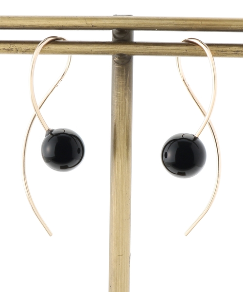 COCOSHNIK（ココシュニック） ピアス K10オニキス S字フックピアス(小