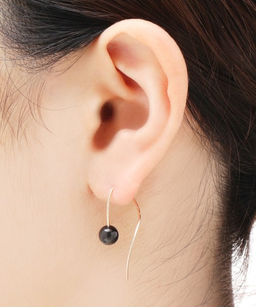 COCOSHNIK ココシュニック　フックピアス COCOSHNIK（ココシュニック） ピアス K10オニキス S字フックピアス(小