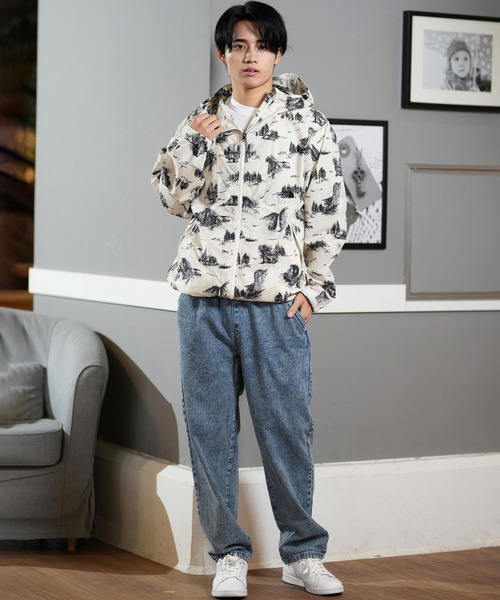 the northface 美品　マウンテンパーカー　ノベルティ柄　150 THE NORTH FACE マウンテンパーカー ウインドブレーカー FACE/ザ