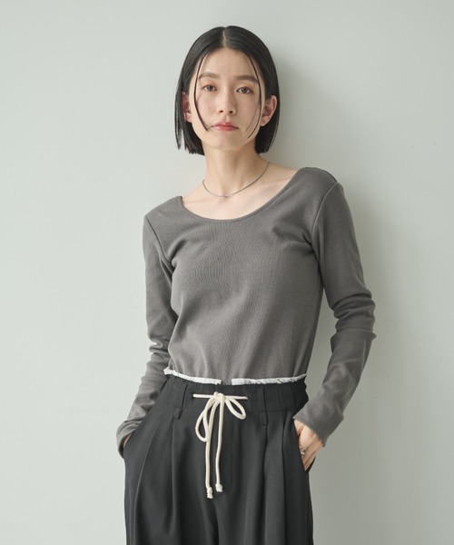 Shelly island tシャツ カップ付きバックオープンロンT