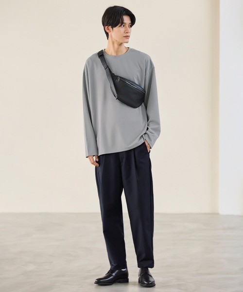 ESSENTIALS WARDROBE ウエストポーチ 合成皮革ミニボディバッグ