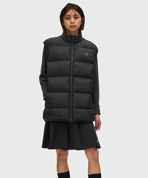 【お値下げ】メンズ　FRED PERRY インナーダウン　S お値下げ】メンズ FRED PERRY インナーダウン S - メルカリ