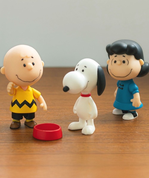 PEANUTS フィギュア Super7 スーパー7 Peanuts リアクションフィギュア