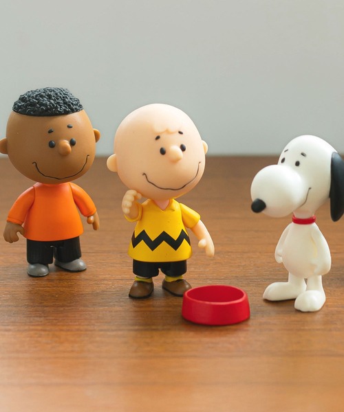 PEANUTS フィギュア Super7 スーパー7 Peanuts リアクションフィギュア
