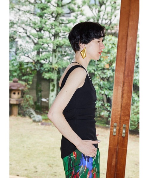 OMMO ノースリーブ　トップス　新品　未使用　フリーサイズ OMMO（オーエムエムオー） タンクトップ ノースリーブ LAYERED RIB