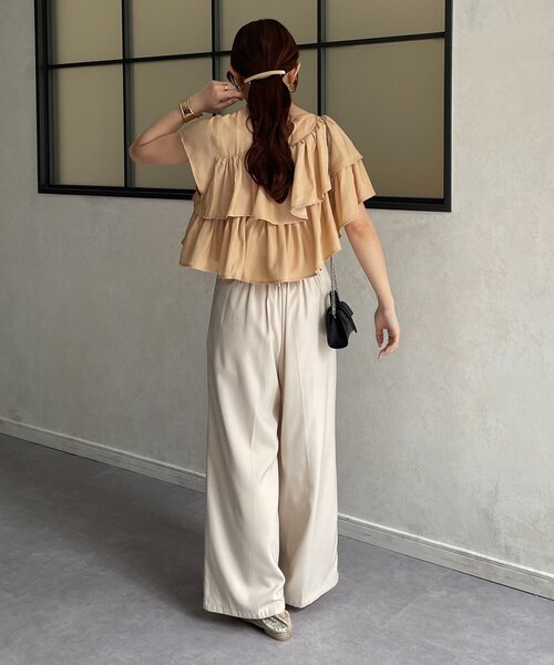 美品 ダーマコレクション シルク100％ ラッフルフリルブラウス ブラウン系 L Thevon（ゼヴォン） ブラウス シャツ アシメラッフルフリルブラウス