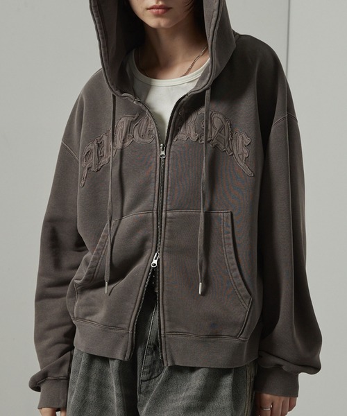 パーカー 「Alfred Alex」ヴィンテージ加工ピグメント パッチロゴ