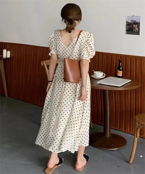 「Dream garden」 半袖ワンピース M ベージュ レディース_画像8