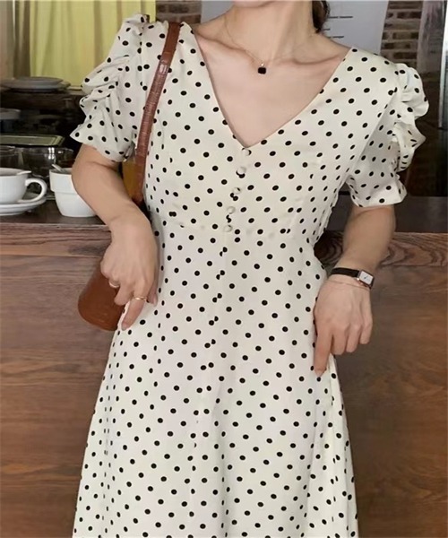 「Dream garden」 半袖ワンピース M ベージュ レディース_画像9