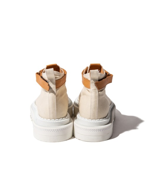 新品　glamb グラム　ベルテッドシャークソールシューズ　サイズ4 glamb スニーカー Shark Sole Canvas Sneakers / シャークソール