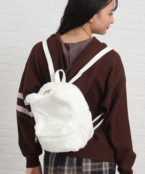 【美品】coach もこもこファーリュック PINK-latte リュック もこもこくまフェイクファーリュック