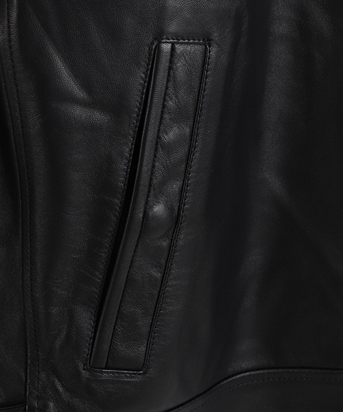 EMMETI 黒レザーコート ボア襟付き EMMETI 黒レザーコート ボア襟付き