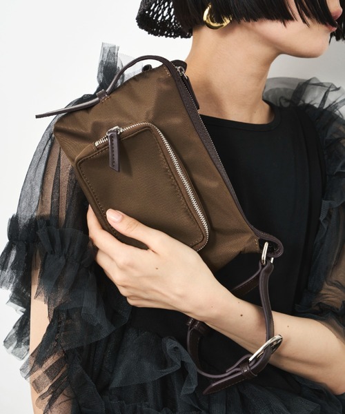 Le Vernis（ル・ベルニ） ショルダーバッグ バッグ Combi multi pouch