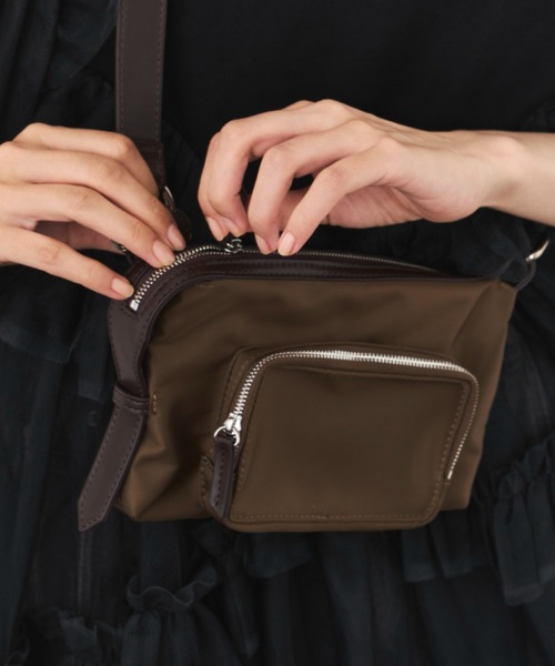 Le Vernis（ル・ベルニ） ショルダーバッグ バッグ Combi multi pouch 