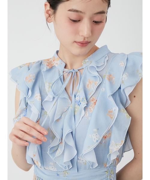 ワンピース フラワープリントプリーツワンピースの画像
