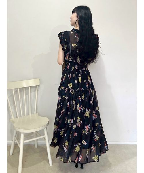 ワンピース フラワープリントプリーツワンピースの画像